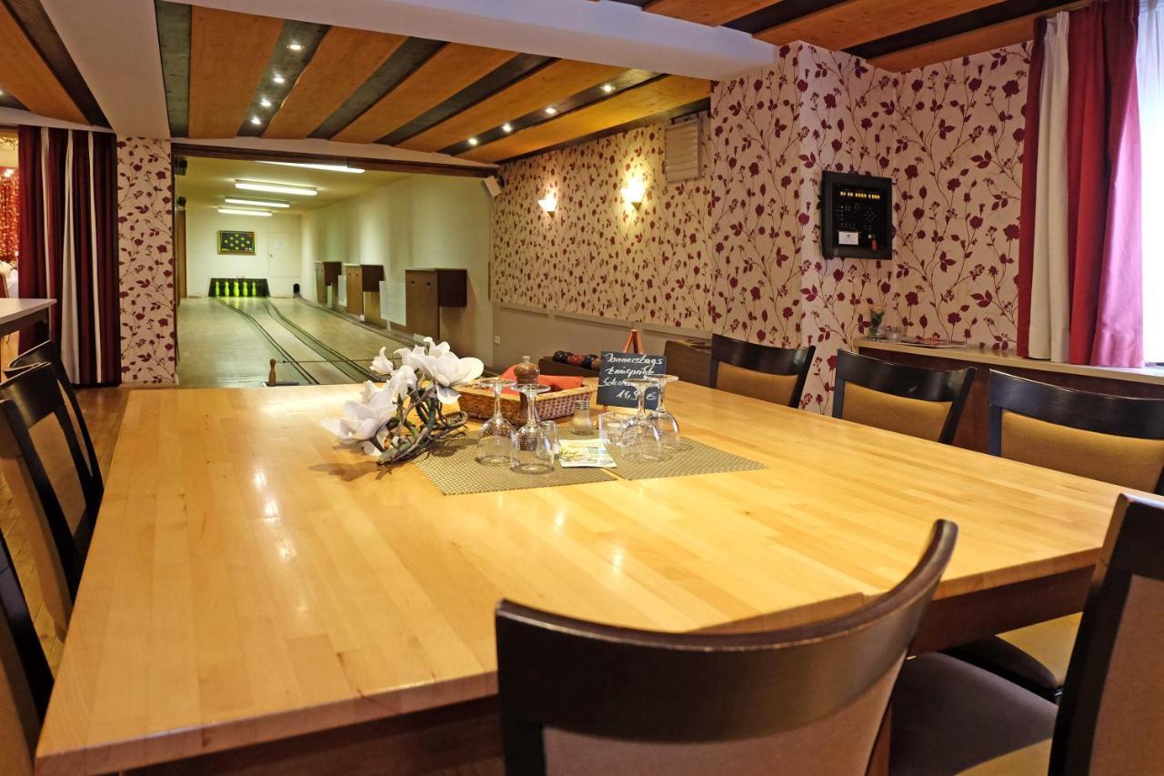 Hotel Mennicken Würselen Dış mekan fotoğraf